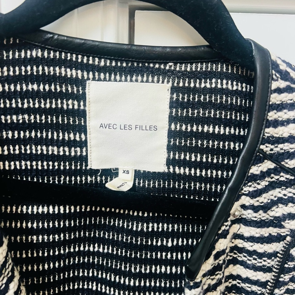 Avec Les Filles Black and White Striped Blazer - Picture 2 of 6